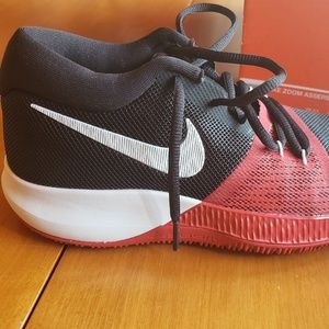 Nike Zoom Assersion Basketball Shoes